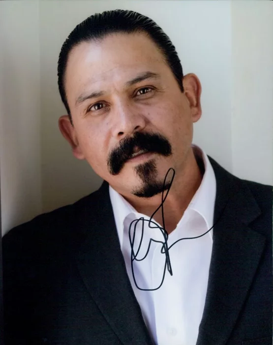 Emilio Rivera autograph
