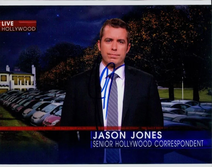 Jason Jones autograph