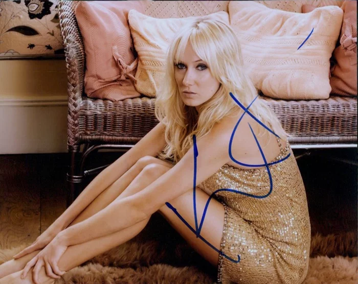 Kim Stewart autograph