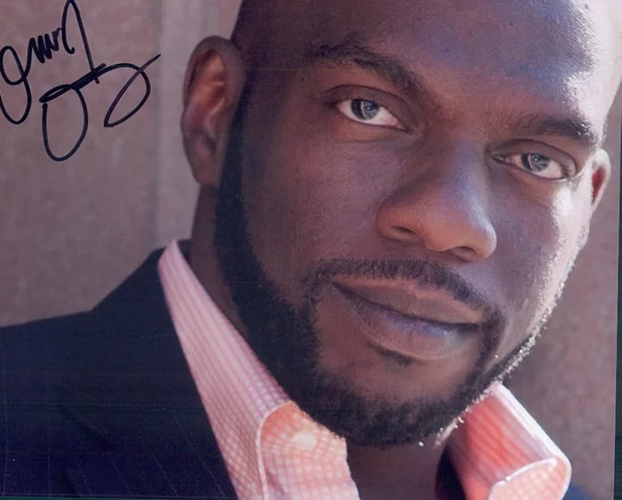 Omar Dorsey autograph