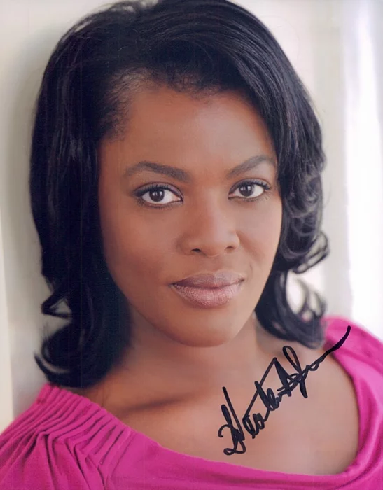 Heather Alycia Simms autograph