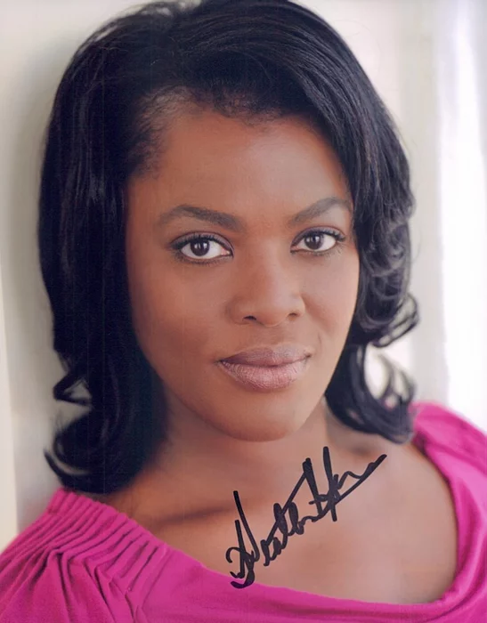 Heather Alycia Simms autograph