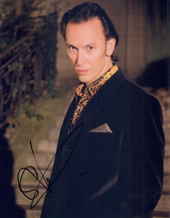 Steve Valentine autograph