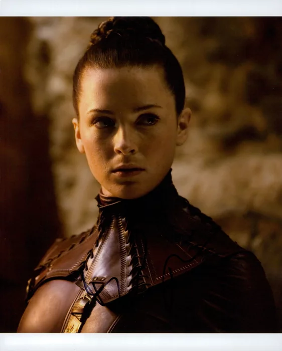 Bridget Regan autograph
