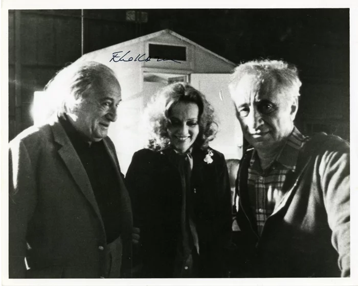 Elia Kazan autograph