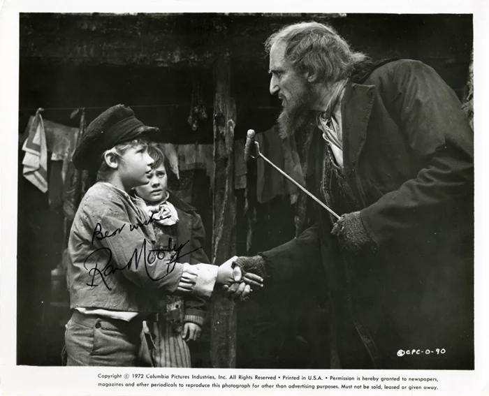 Ron Moody autograph