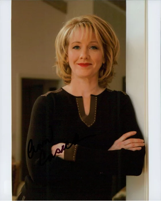 Ann Cusack autograph