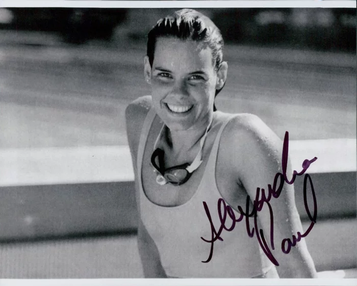Alexandra Paul autograph