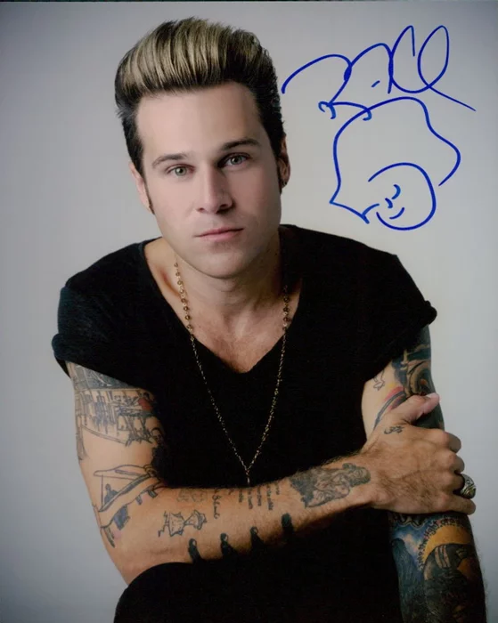 Ryan Cabrera autograph