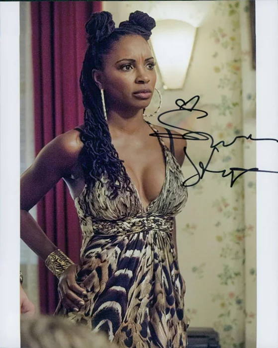 Shanola Hampton autograph