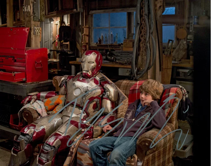 Ty Simpkins autograph