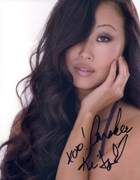 Candace Kita autograph