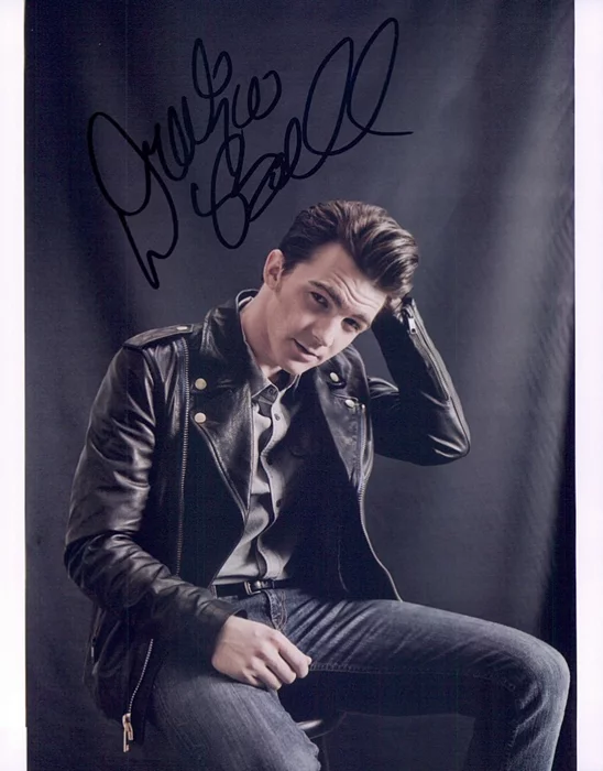 Drake Bell autograph