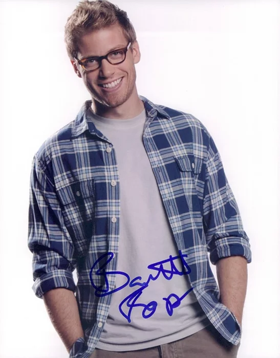Barrett Foa autograph