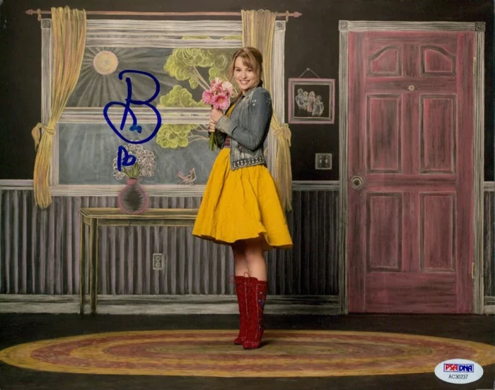 Bridgit Mendler autograph