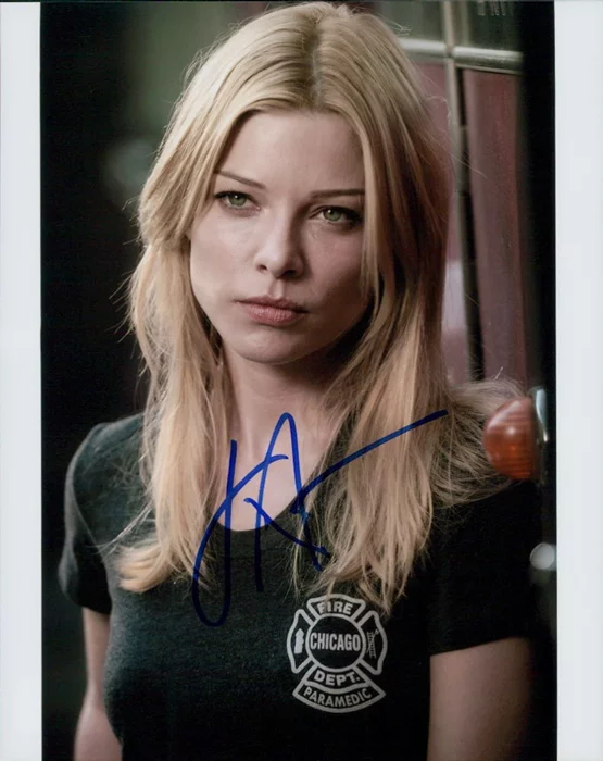 Lauren German autograph