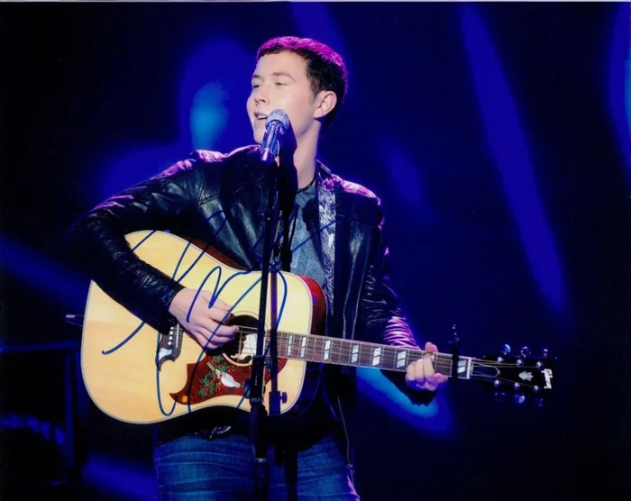 Scotty McCreery autograph