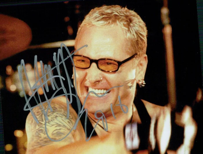 Matt Sorum autograph