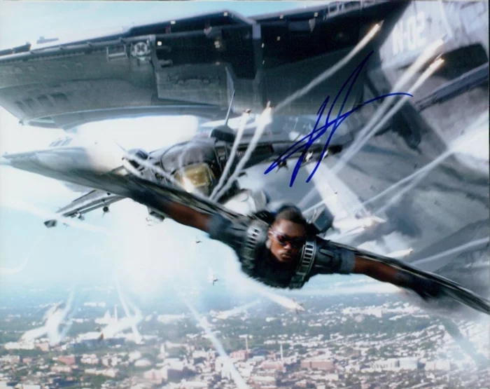 Anthony Mackie autograph