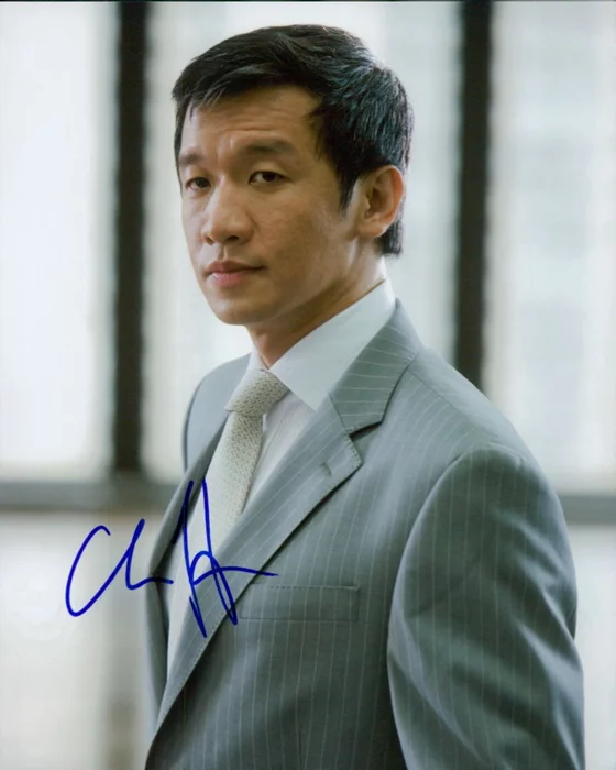 Chin Han autograph