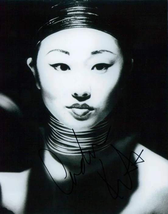 Candace Kita autograph