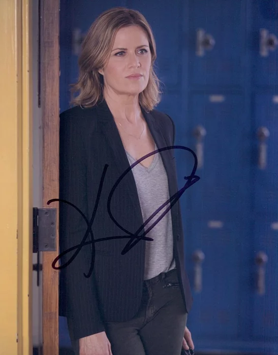 Kim Dickens autograph