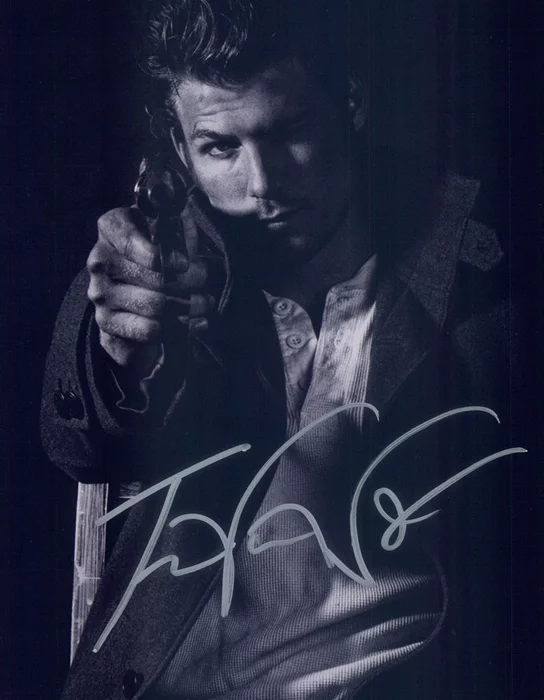 Travis Van Winkle autograph