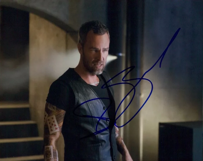 JR Bourne autograph
