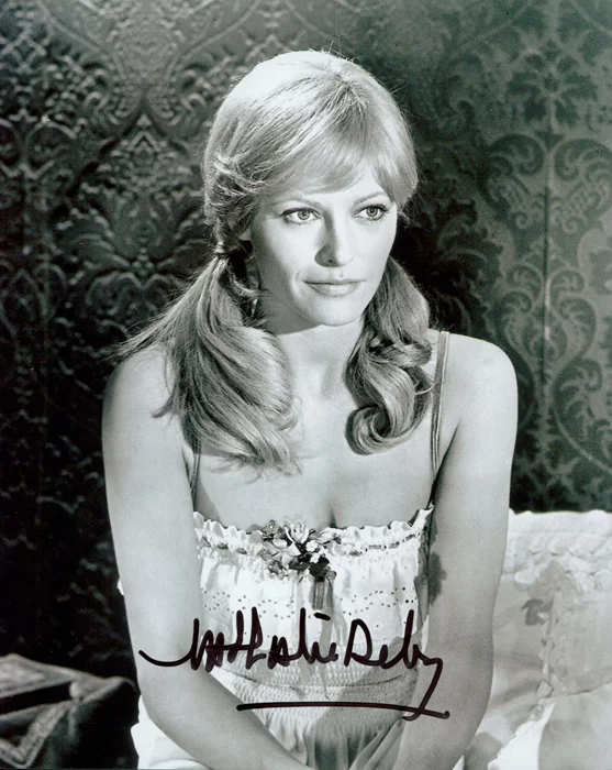 Nathalie Delon autograph