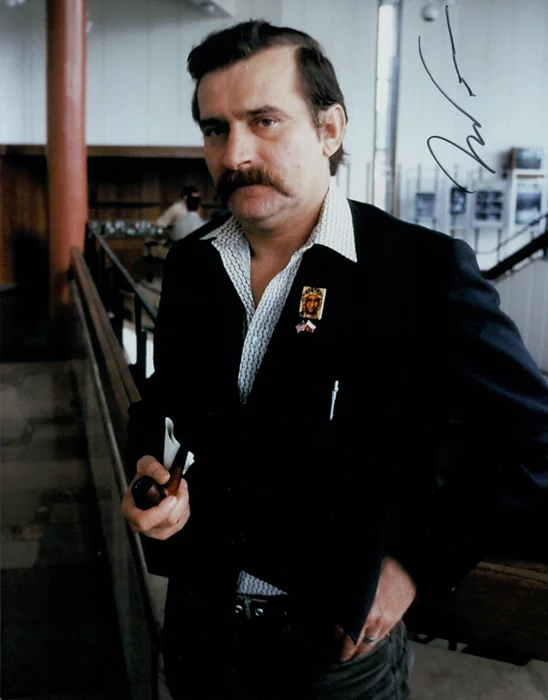 Lech Walesa autograph