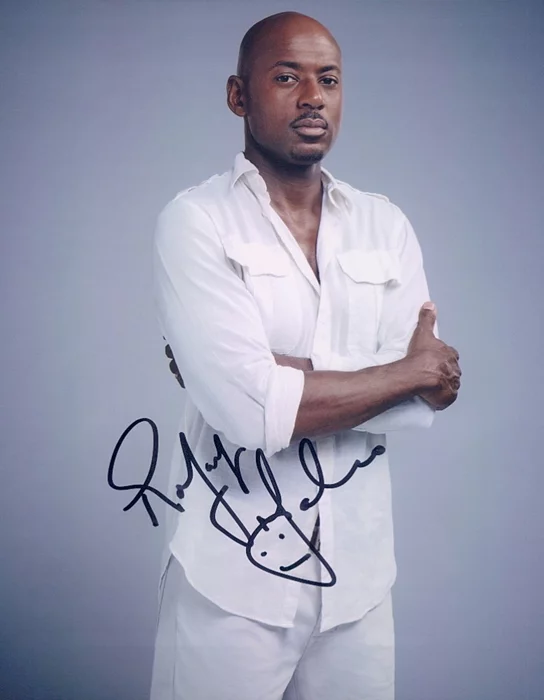 Romany Malco autograph