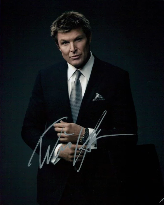 Winsor Harmon autograph
