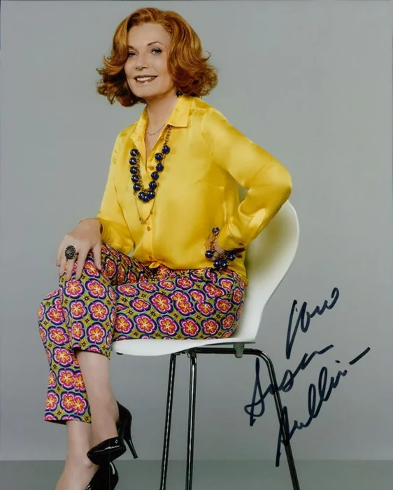 Susan Sullivan autograph
