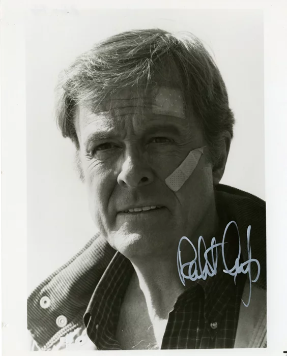 Robert Culp autograph