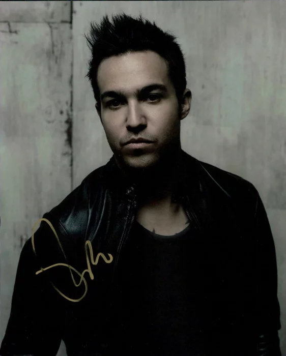 Pete Wentz autograph