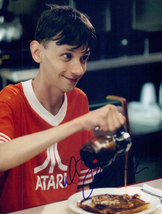 DJ Qualls autograph