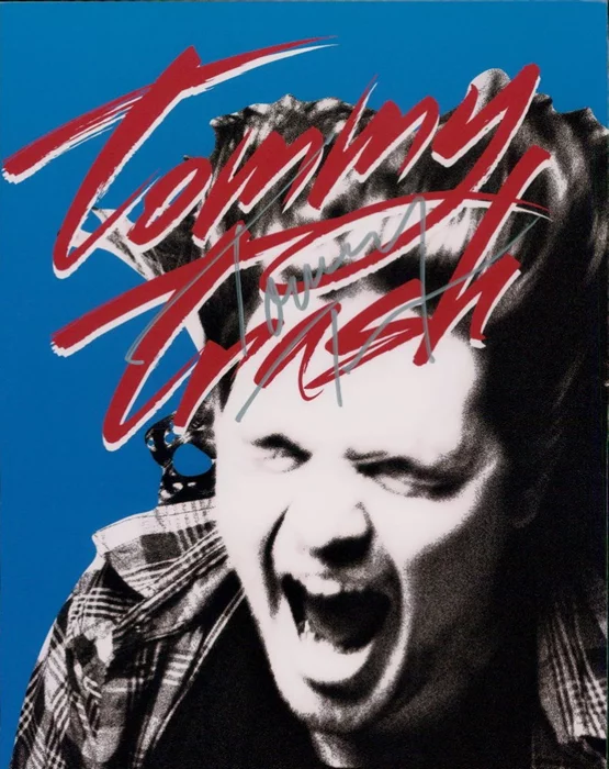 Tommy Trash autograph