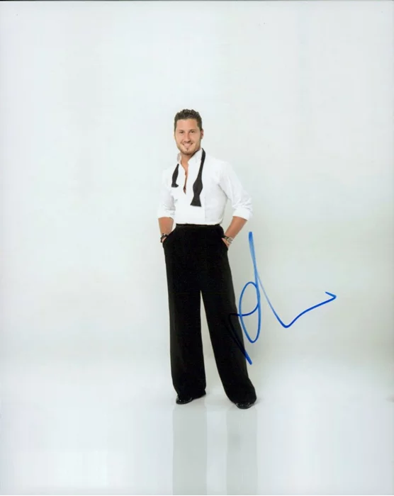 Val Chmerkovskiy autograph