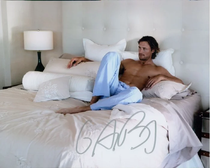 Gabriel Aubry autograph