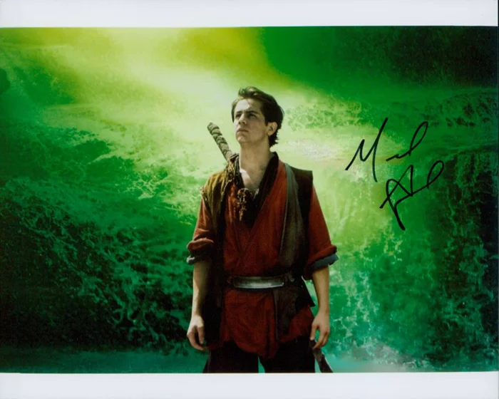 Michael Angarano autograph