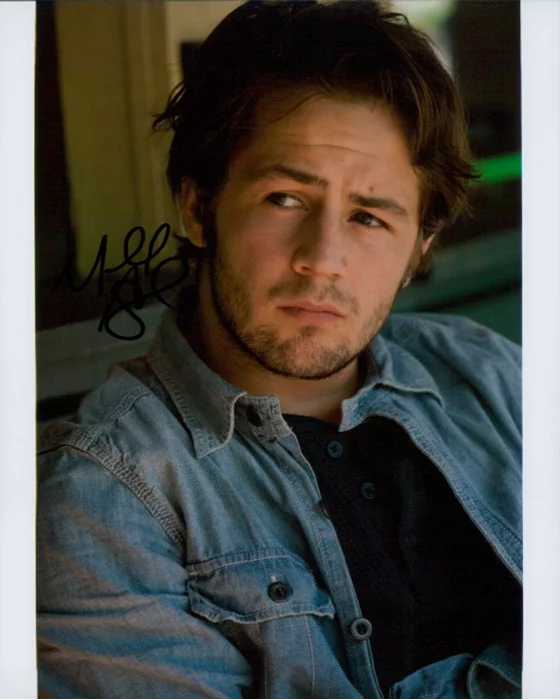 Michael Angarano autograph