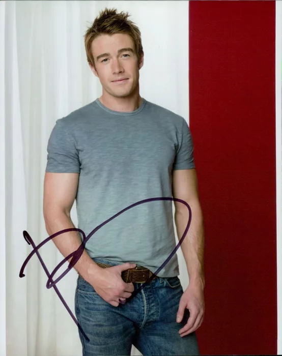 Robert Buckley autograph