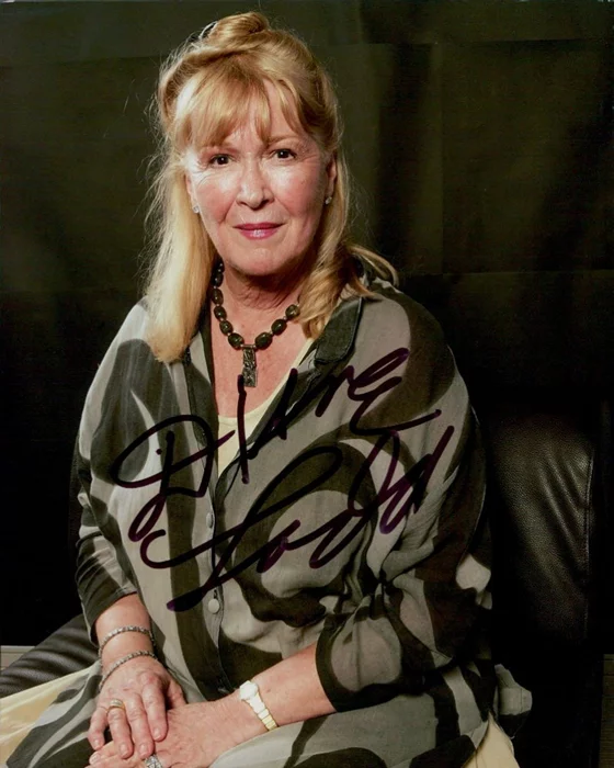 Diane Ladd autograph