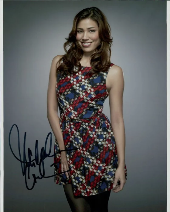 Michaela Conlin autograph