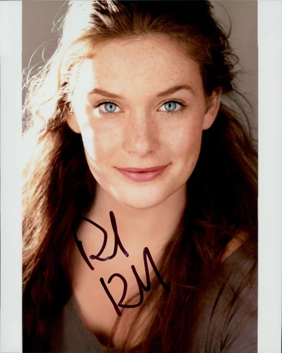 Rachel Keller autograph