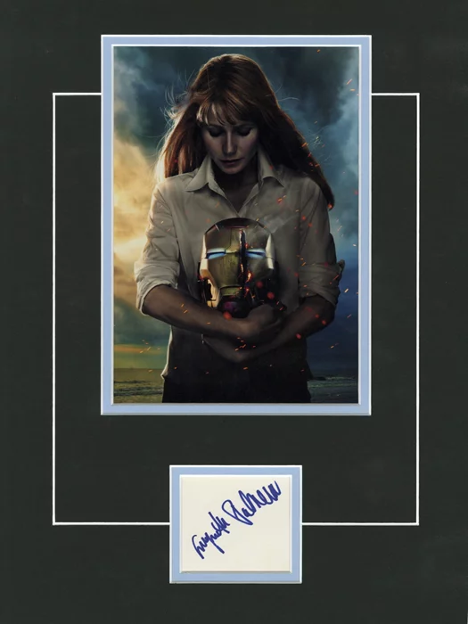 Gwyneth Paltrow autograph
