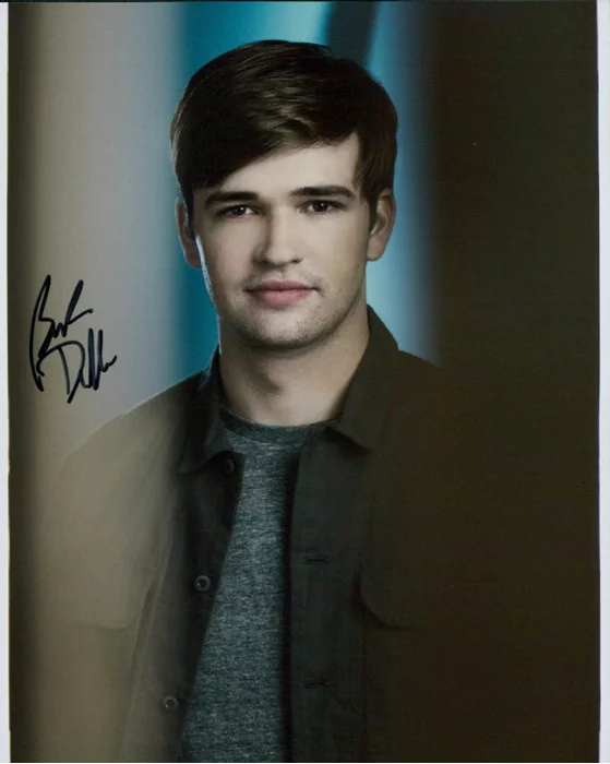 Burkely Duffield autograph