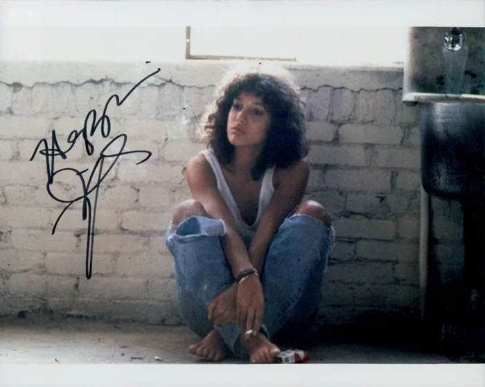 Jennifer Beals autograph