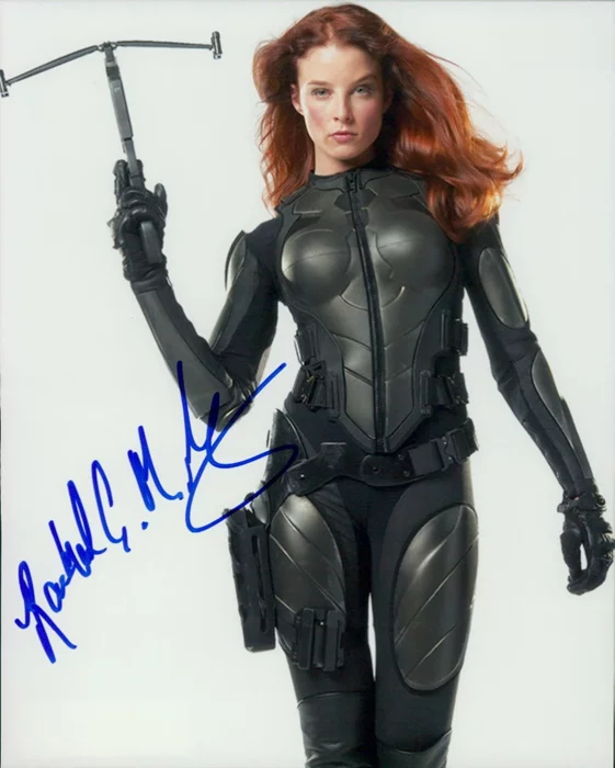 Rachel Nichols autograph