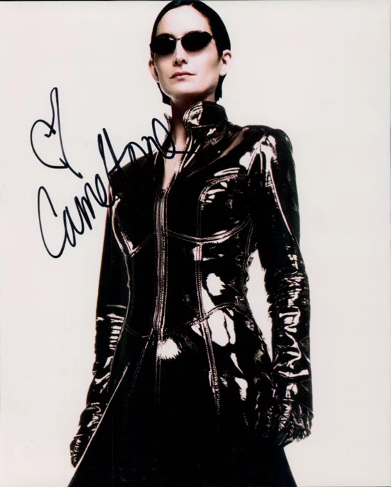 Carrie-Anne Moss autograph